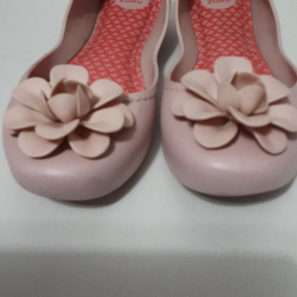 ZAXY Star V Slip On Pink Blossom with Floral Accent Flat‎ Slip On